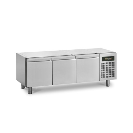 Bază congelare snack GN 1/1 cu 3 uși pentru echipamente de banc cu adâncimea de 650/700 mm, BSBT/160